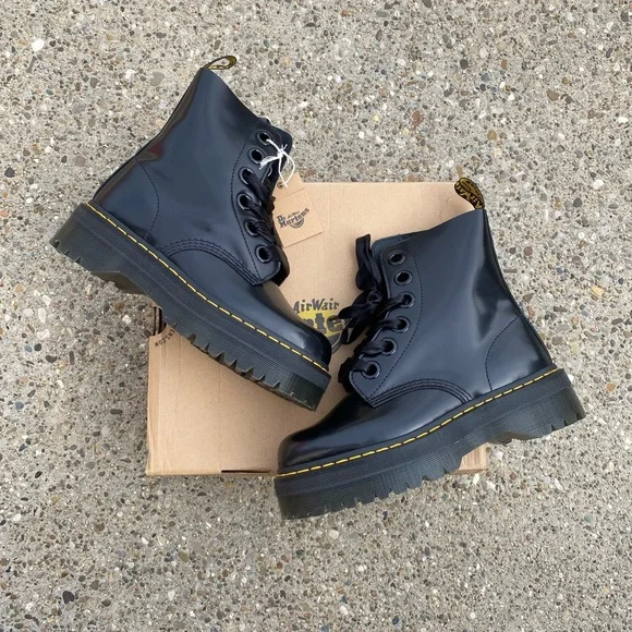 Dr. Martens Molly Platform Boots Combat size 10